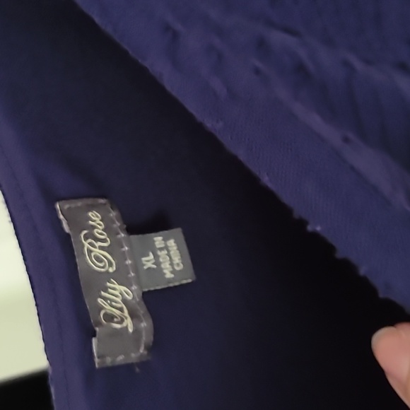 ๐5/$20๐ Lily Rose Dress - Picture 3 of 4